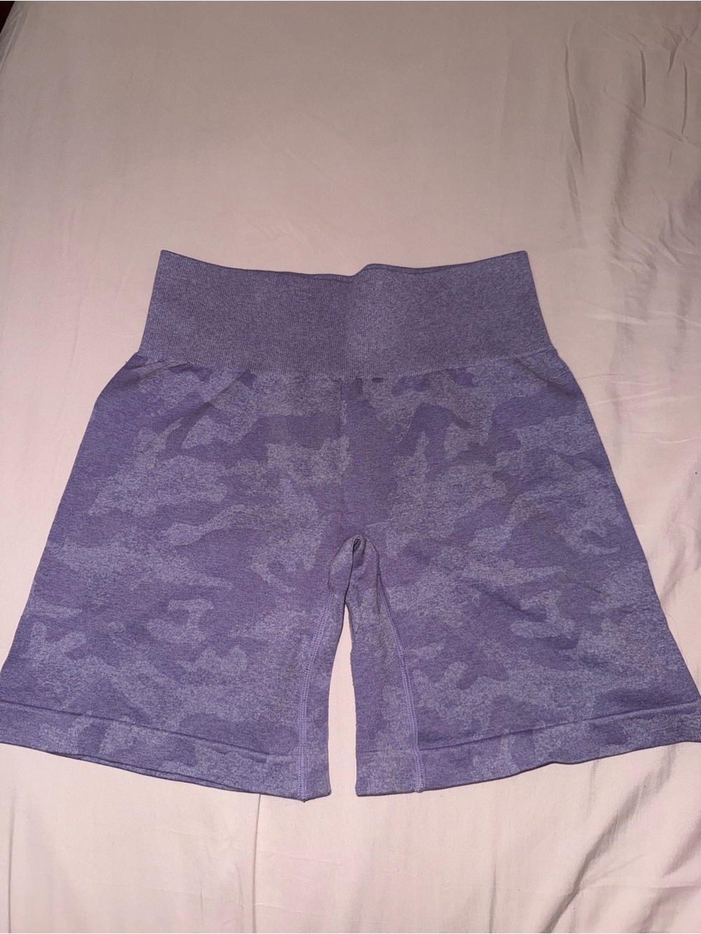 NVGTN Seamless Camo Shorts - Picture 4 of 5